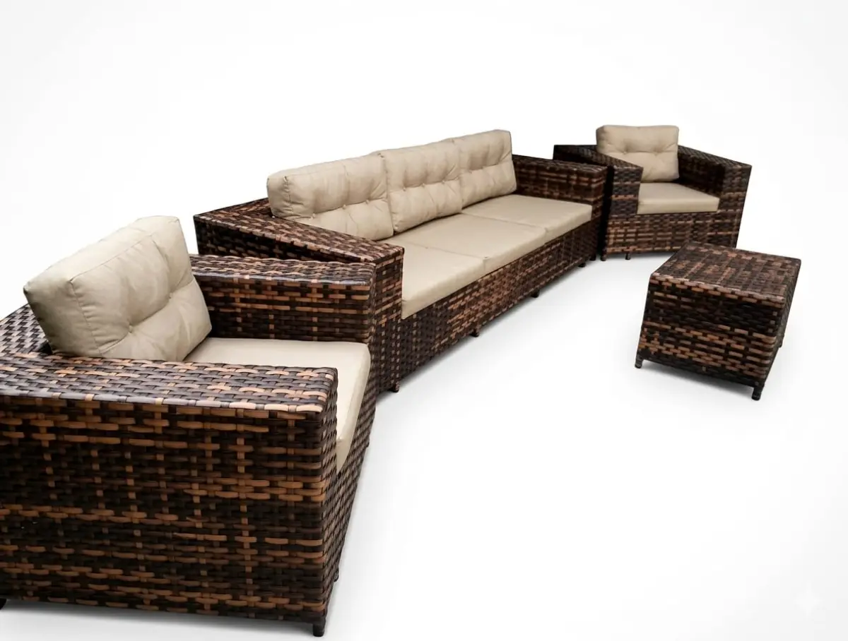 Sofá rattan premium bege com poltronas — Cuiabá